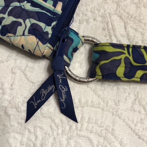 Vera Bradley Crossbody Purse Blue with Green Silver Tone Hardware - Picture 14 of 14